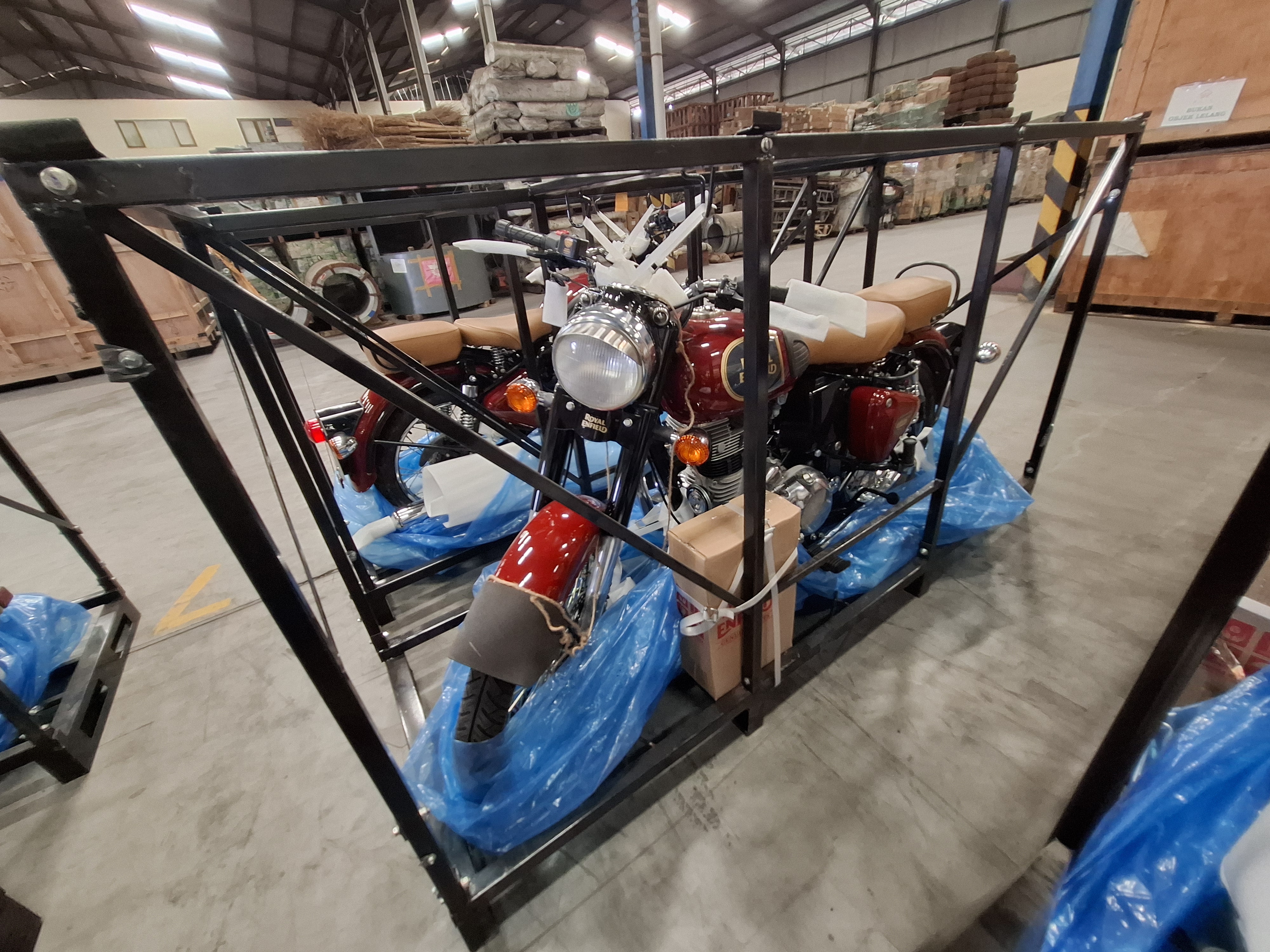 Sepeda Motor, Merk: Royal Enfield, Model: Bullet Classic 350 cc